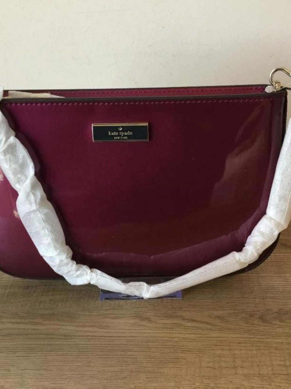 Kate Spade Lilly Pochette Raspberry Patent Leather Kenzie Gold Chain Strap. NWT